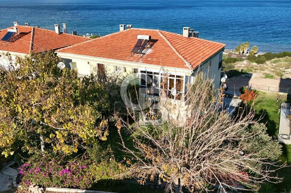 yeni foçada komple deniz manzaralı satılık 2+1