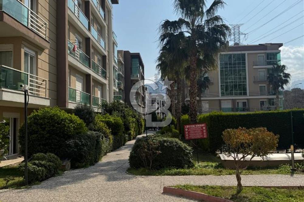 HURMA'DA HAVUZLU SİTE İÇİNDE EŞYALI 2+1 BAHÇELİ KİRALIK DAİRE