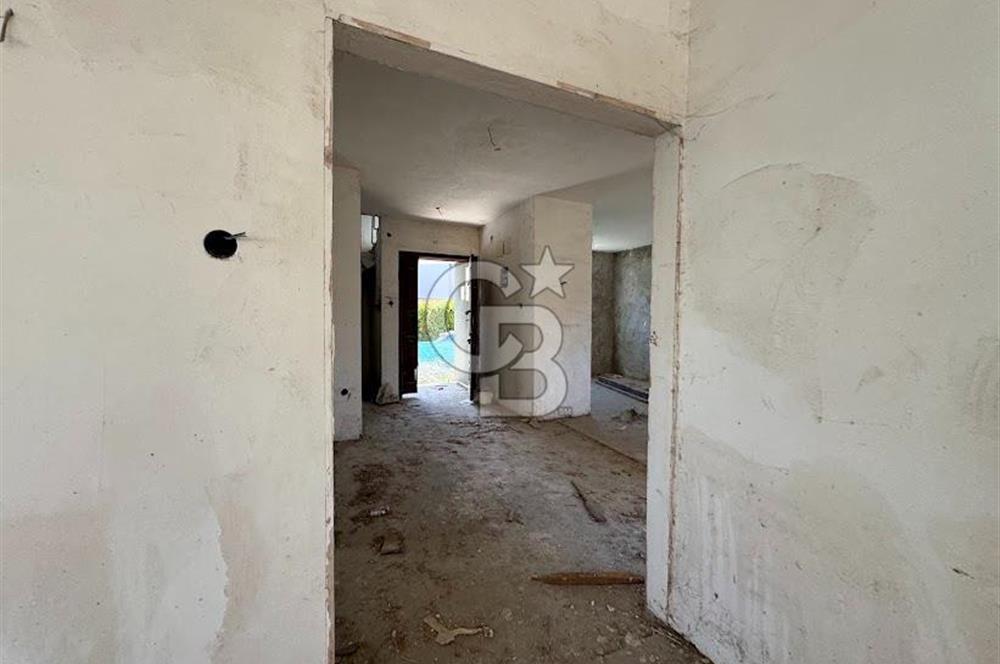 GÖLBAŞI KIREVLERİ SİTESİ'NDE NATAMAM SATILIK TRİPLEKS VİLLA