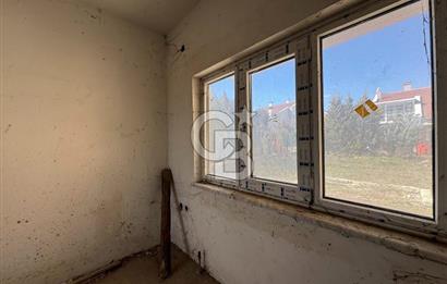 GÖLBAŞI KIREVLERİ SİTESİ'NDE NATAMAM SATILIK TRİPLEKS VİLLA