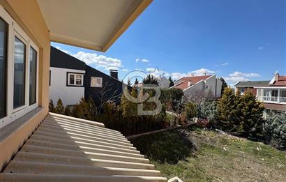 GÖLBAŞI KIREVLERİ SİTESİ'NDE NATAMAM SATILIK TRİPLEKS VİLLA