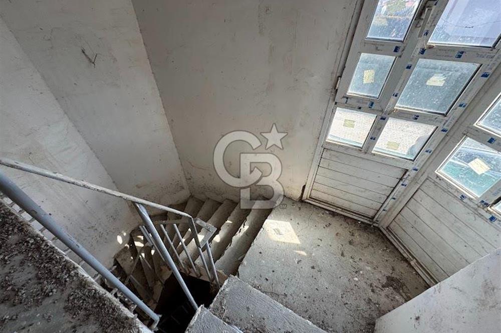 GÖLBAŞI KIREVLERİ SİTESİ'NDE NATAMAM SATILIK TRİPLEKS VİLLA