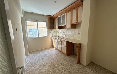 KARŞIYAKA, TERSANE MAHALESİ, 2+1 KİRALIK DAiRE