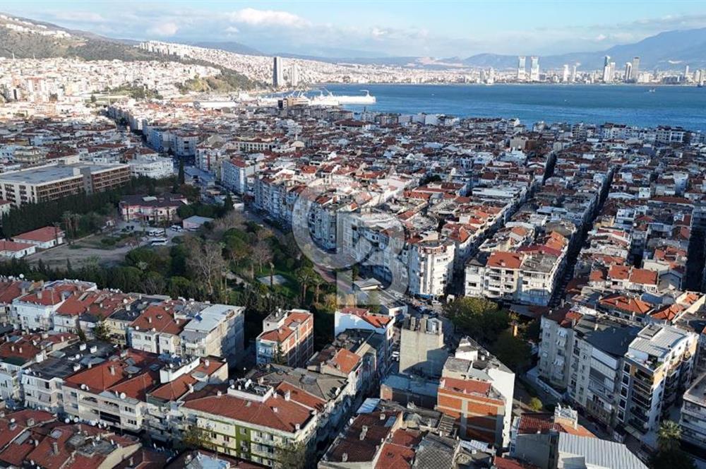 Karşıyaka Bahariye Mah DGazlı Dubleks Bahçeli 3+1 Satılık Daire