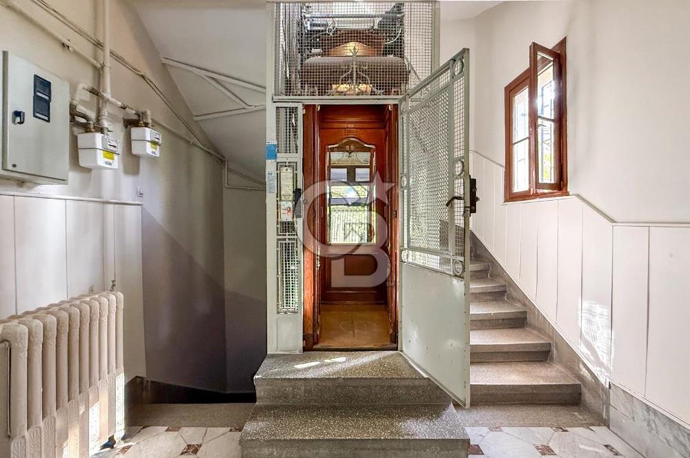 İstanbul’un Kartpostalı Bu Evin Penceresinde