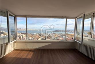 İstanbul’un Kartpostalı Bu Evin Penceresinde - 9 - 337812