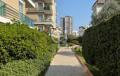 HURMA'DA HAVUZLU SİTE İÇİNDE EŞYALI 2+1 BAHÇELİ KİRALIK DAİRE