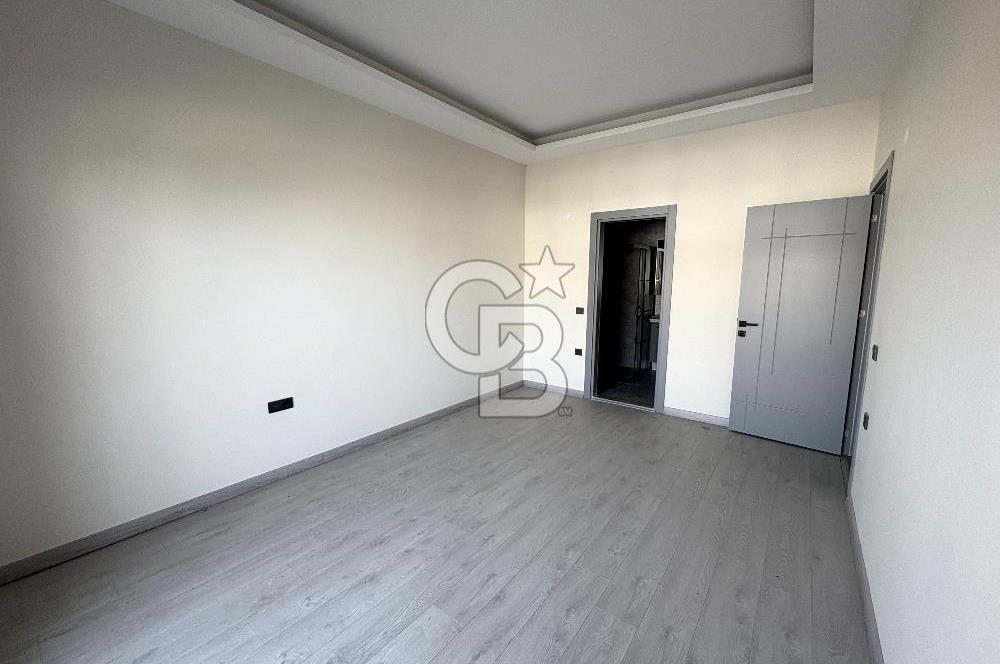 Değirmenderede Ebeveyn Banyolu Havuzlu Donanımlı Site İçinde 2+1