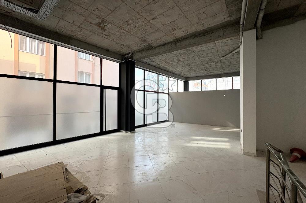 İkiçeşmelik'te Yüksek İş Potansiyelli Kiralık Dükkan Depolu