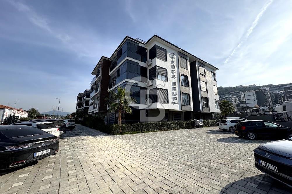 Değirmenderede Ebeveyn Banyolu Havuzlu Donanımlı Site İçinde 2+1