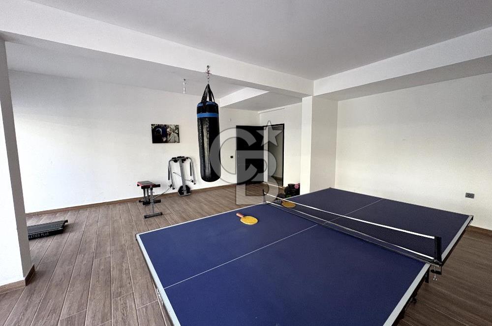 Değirmenderede Ebeveyn Banyolu Havuzlu Donanımlı Site İçinde 2+1