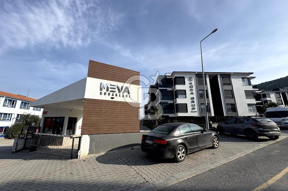 Değirmenderede Ebeveyn Banyolu Havuzlu Donanımlı Site İçinde 2+1