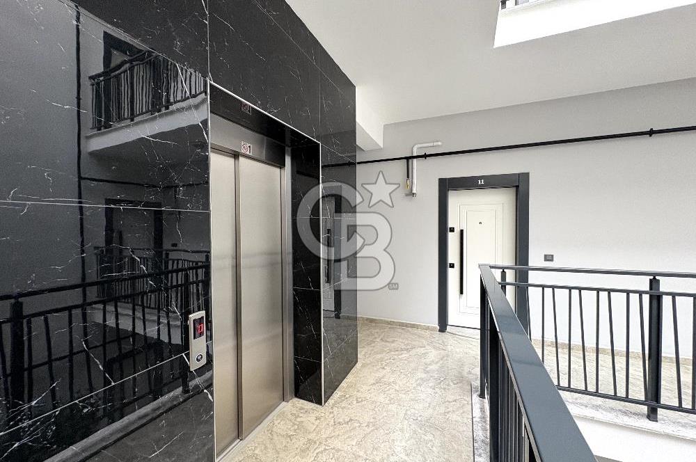 Değirmenderede Ebeveyn Banyolu Havuzlu Donanımlı Site İçinde 2+1