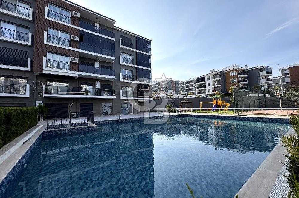 Değirmenderede Ebeveyn Banyolu Havuzlu Donanımlı Site İçinde 2+1