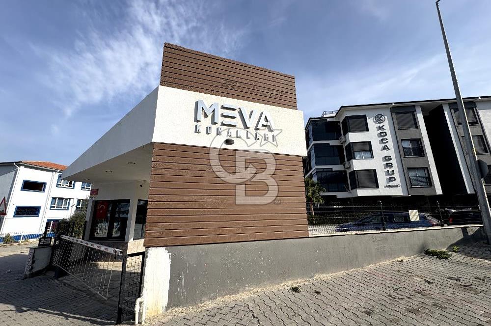 Değirmenderede Ebeveyn Banyolu Havuzlu Donanımlı Site İçinde 2+1