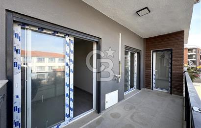 Değirmenderede Ebeveyn Banyolu Havuzlu Donanımlı Site İçinde 2+1