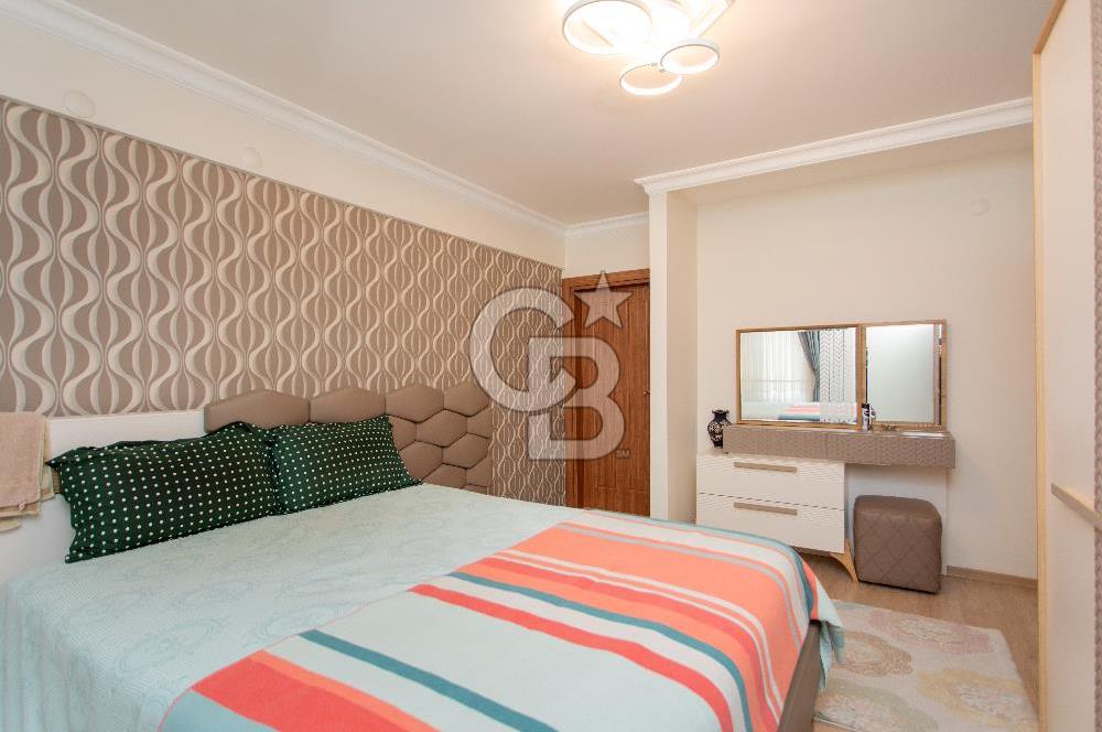 Menemen Uğur Mumcu Mah. Site İçerisinde Satılık 4+1 Daire