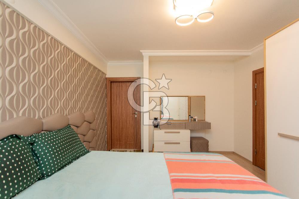 Menemen Uğur Mumcu Mah. Site İçerisinde Satılık 4+1 Daire