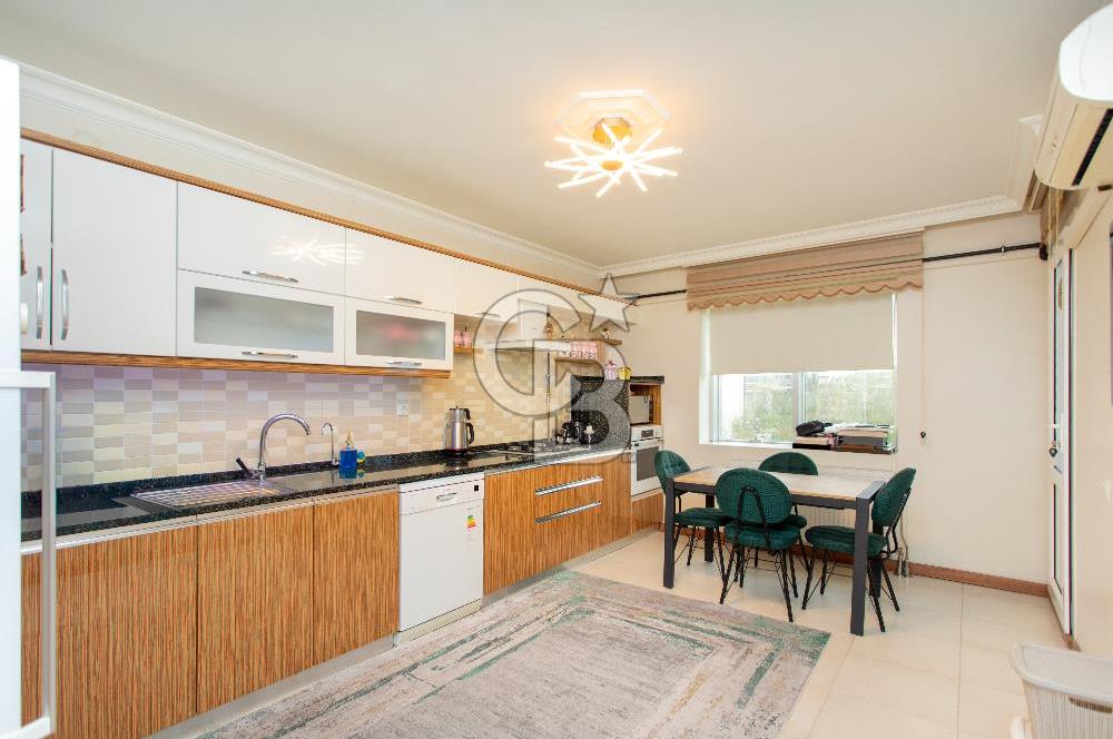 Menemen Uğur Mumcu Mah. Site İçerisinde Satılık 4+1 Daire