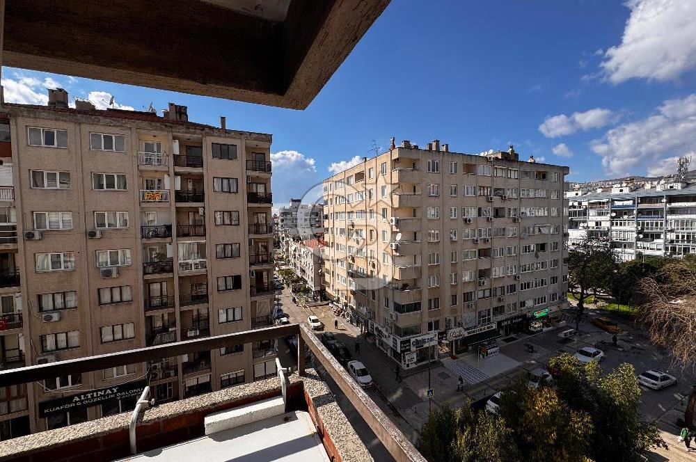 BAYRAKLI MANSUROĞLU HAŞİM İŞCAN CAD. 6.KAT 3+1 116m2 NET D.GAZLI