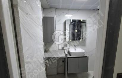 GÖZTEPE'DE SIFIR BİNADA KİRALIK DAİRE 