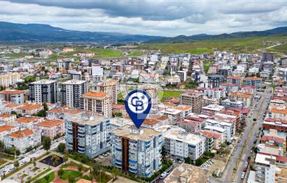 Menemen Uğur Mumcu Mah. Site İçerisinde Satılık 4+1 Daire