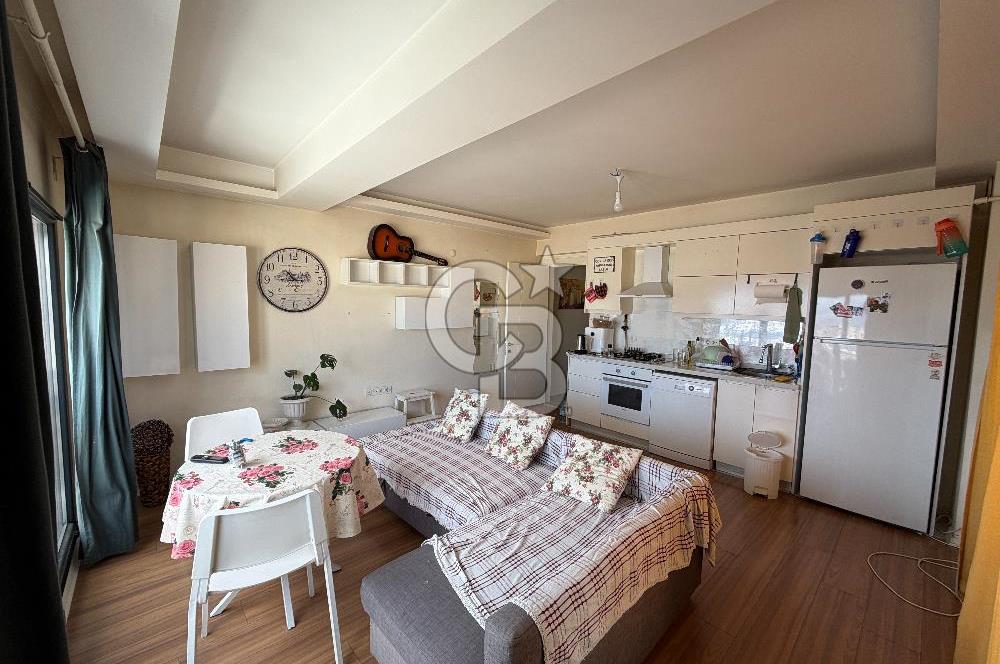 Balçova Eğitim Mahallesi'nde Kiralık 1+1 Eşyalı Daire
