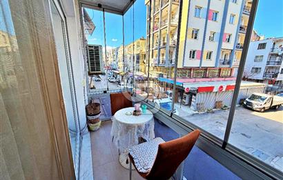 İZMİR KARABAĞLAR BAHÇELİEVLER'DE SATILIK 3+1 DAİRE