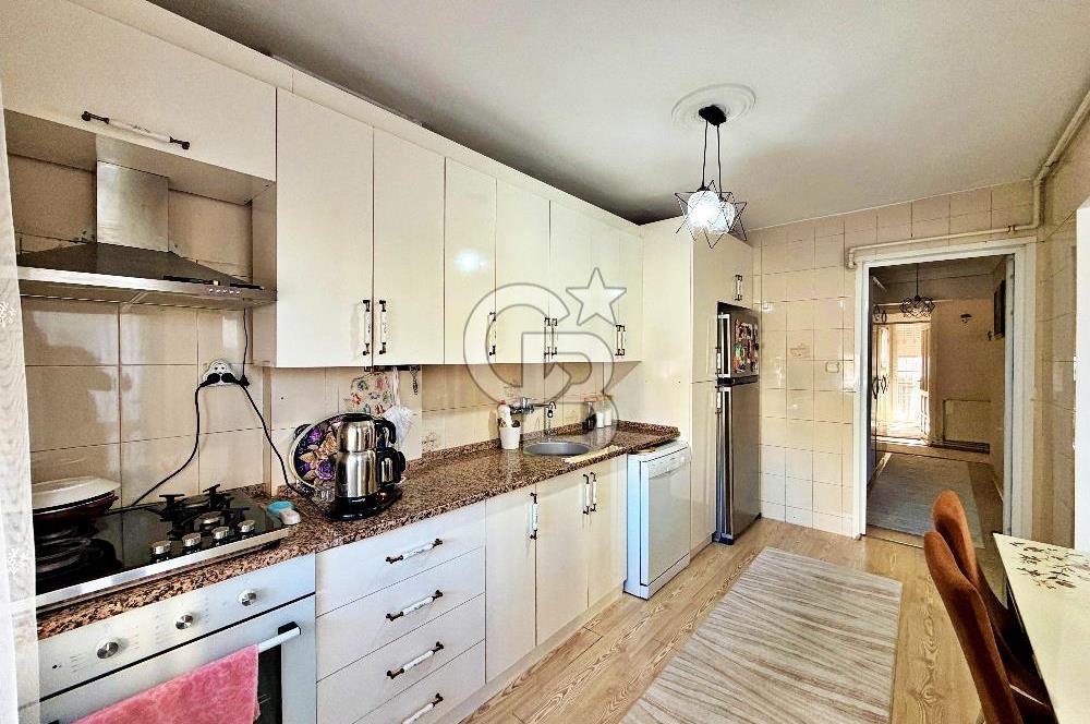 İZMİR KARABAĞLAR BAHÇELİEVLER'DE SATILIK 3+1 DAİRE