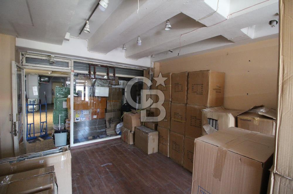 Fatih Süleymaniye Nezih Bey İş Hanında Giriş Üstü Dükkan