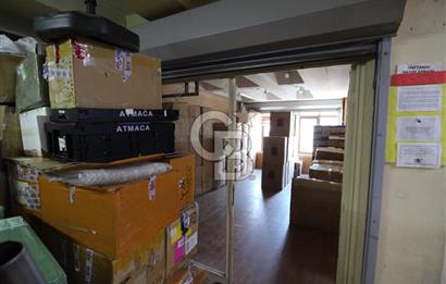 Fatih Süleymaniye Nezih Bey İş Hanında Giriş Üstü Dükkan