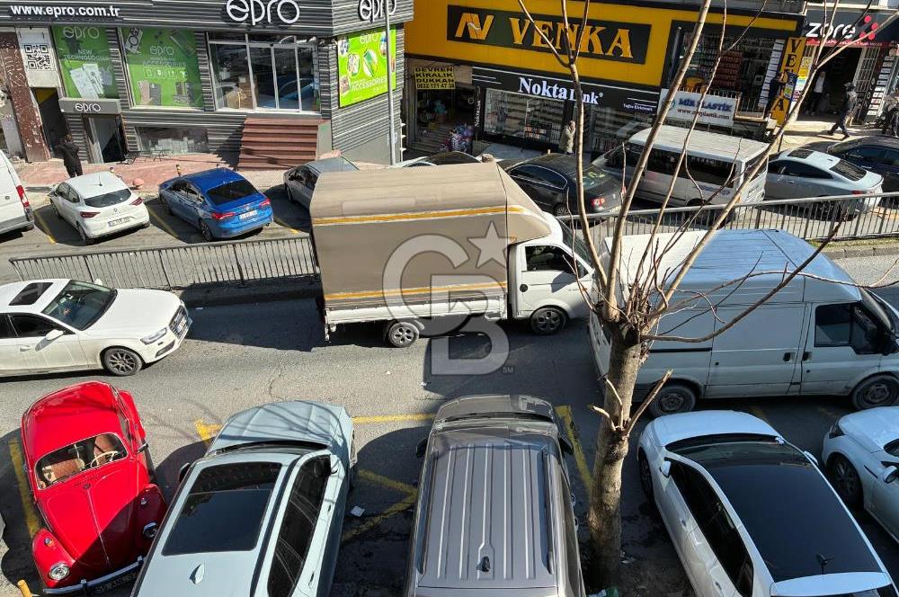 Fatih Süleymaniye Nezih Bey İş Hanında Giriş Üstü Dükkan