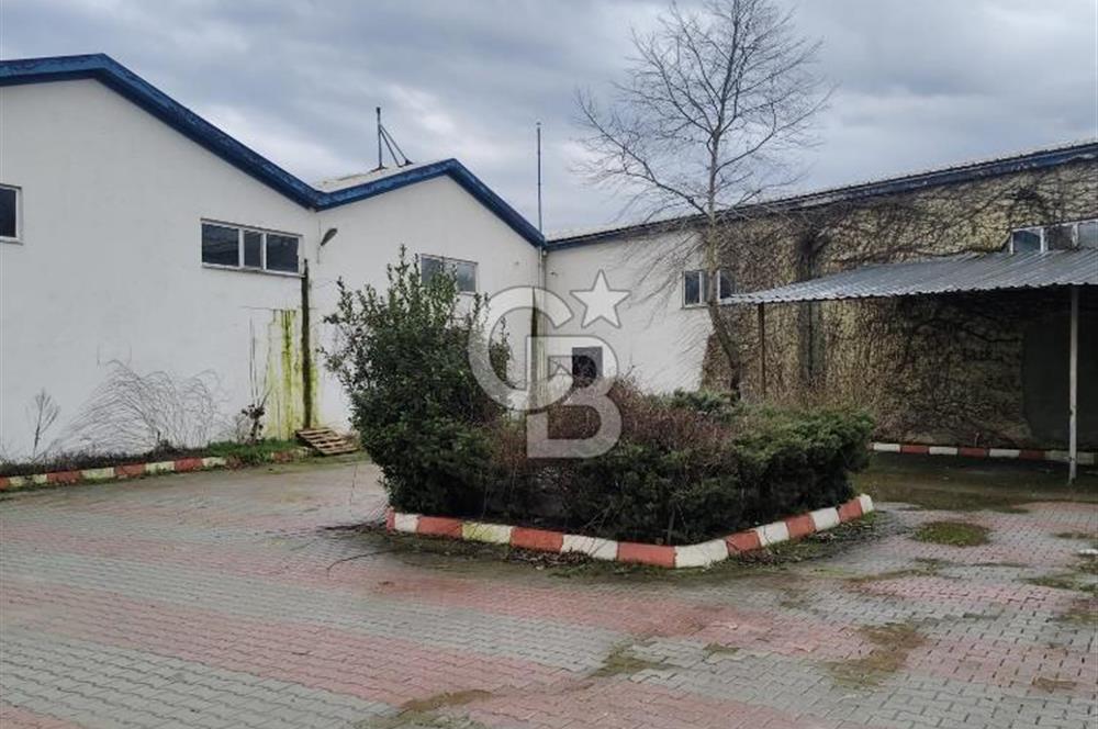 ÇATALCA’DA KİRALIK FABRİKA – GENİŞ ARSA – DEPO / ÜRETİM