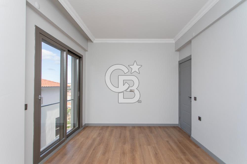 Foça Kazım Dirik Mah. 2+1 Kiralık Sıfır Açık Mutfak Daire