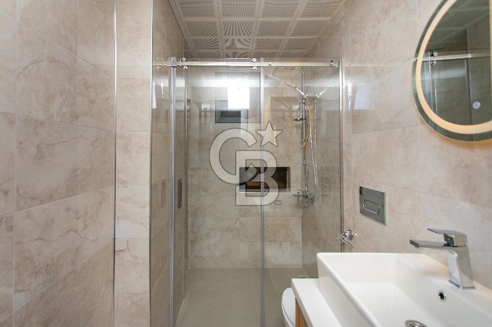 Foça Kazım Dirik Mah. 2+1 Kiralık Sıfır Açık Mutfak Daire