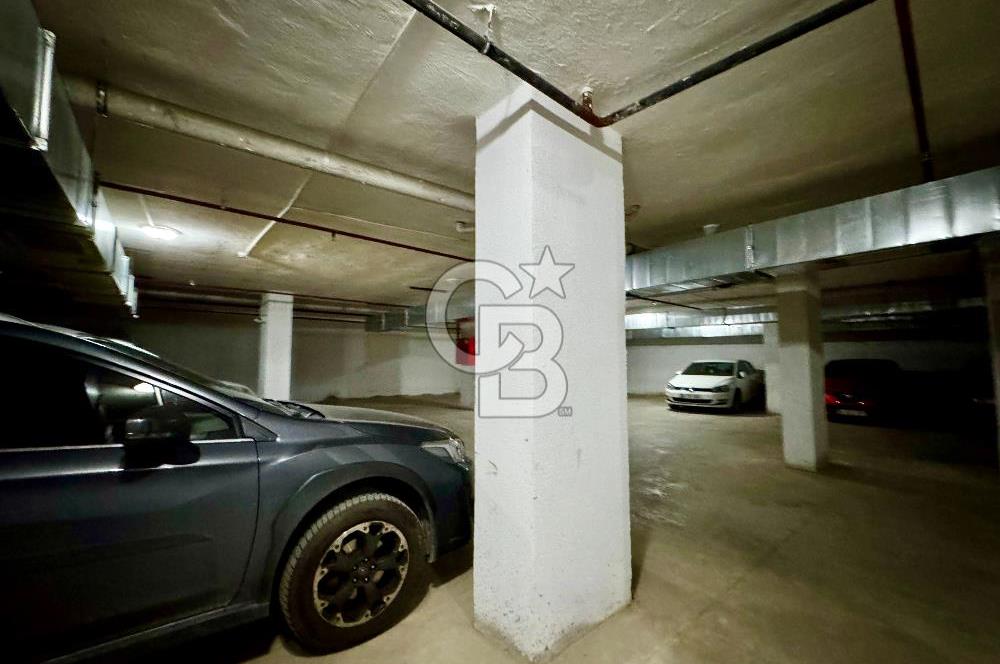 ALTINTEPE’DE GENÇ BİNADA ÖZEL TERASLI BAKIMLI 1+1 DAİRE