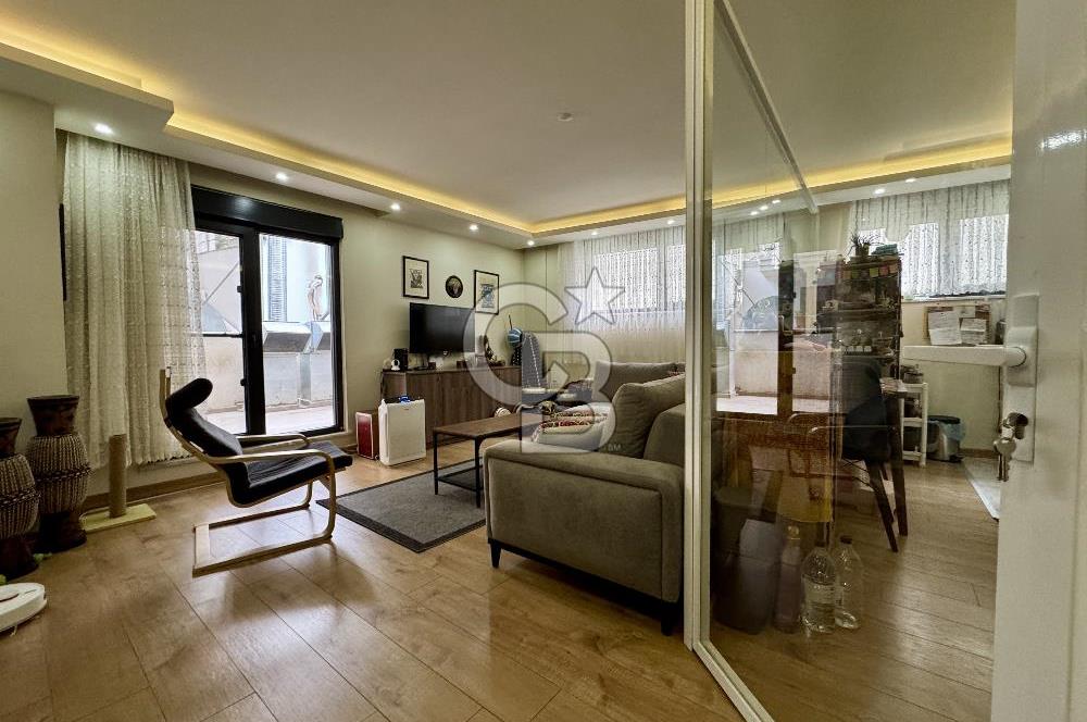 ALTINTEPE’DE GENÇ BİNADA ÖZEL TERASLI BAKIMLI 1+1 DAİRE