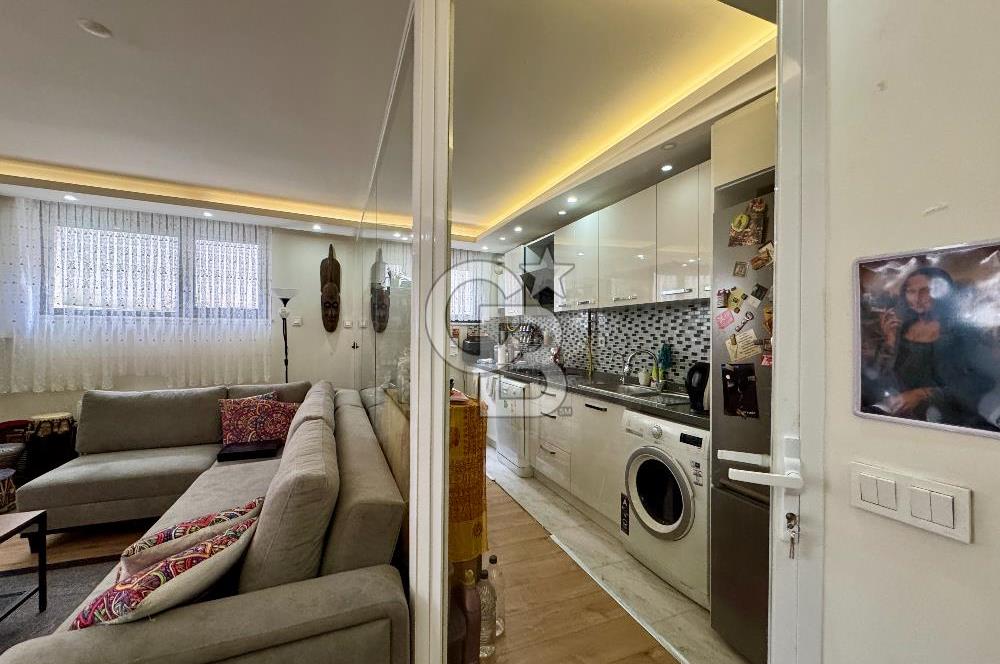 ALTINTEPE’DE GENÇ BİNADA ÖZEL TERASLI BAKIMLI 1+1 DAİRE