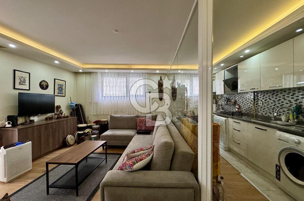 ALTINTEPE’DE GENÇ BİNADA ÖZEL TERASLI BAKIMLI 1+1 DAİRE