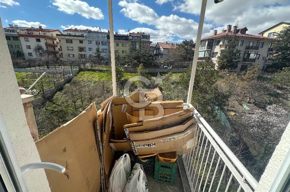 Y.Kemal Cad.Üzerinde, Yenilenmiş, Eşyasız,Boş,110 m² Kiralık 2+1