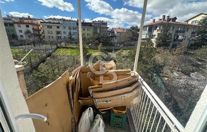 Y.Kemal Cad.Üzerinde, Yenilenmiş, Eşyasız,Boş,110 m² Kiralık 2+1