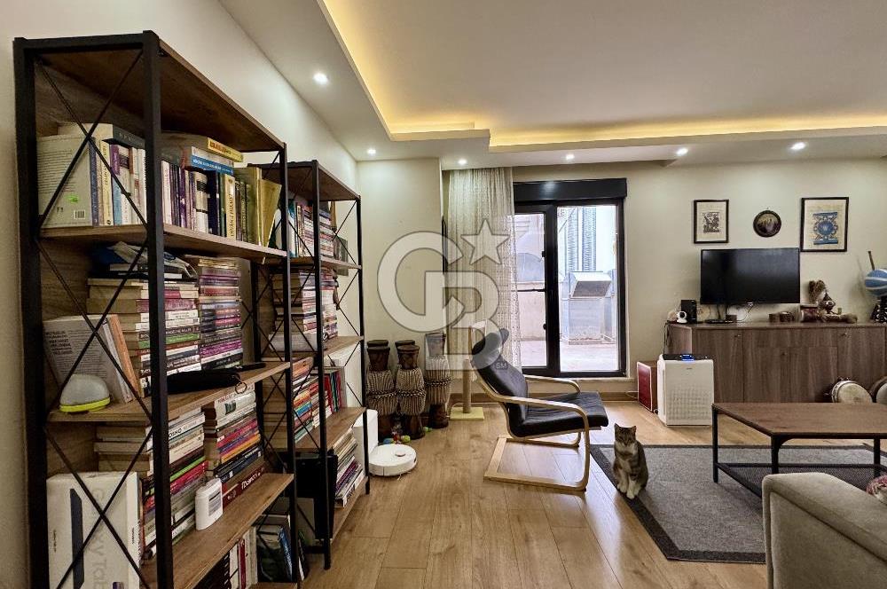 ALTINTEPE’DE GENÇ BİNADA ÖZEL TERASLI BAKIMLI 1+1 DAİRE