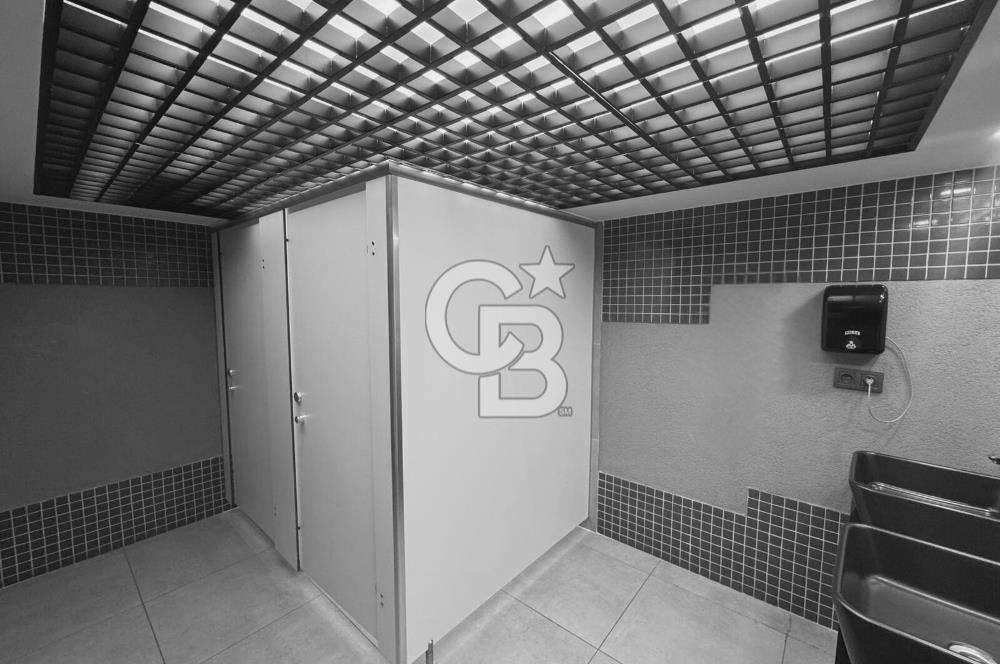 Buca Menderes Caddesi 270 m² 3 Katlı Devren Kiralık Restaurant