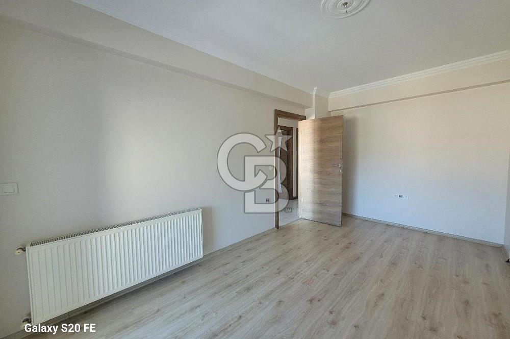 Menemen İsmet İnönü’de Park Karşısı | Çift Cepheli | Asansörlü | Kapalı Mutfaklı Ferah Daire