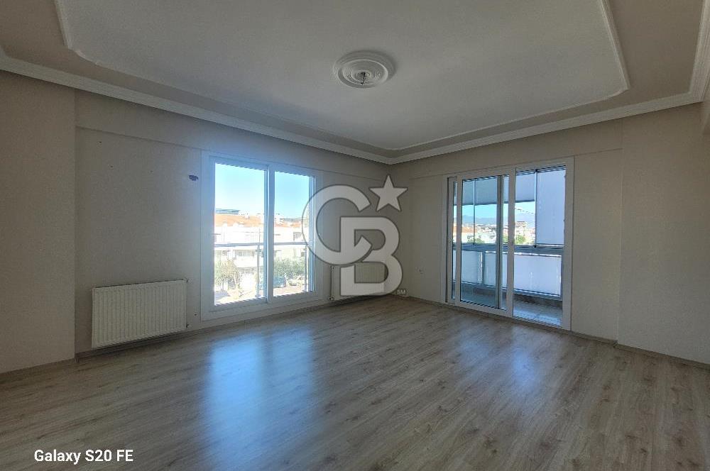 Menemen İsmet İnönü’de Park Karşısı | Çift Cepheli | Asansörlü | Kapalı Mutfaklı Ferah Daire