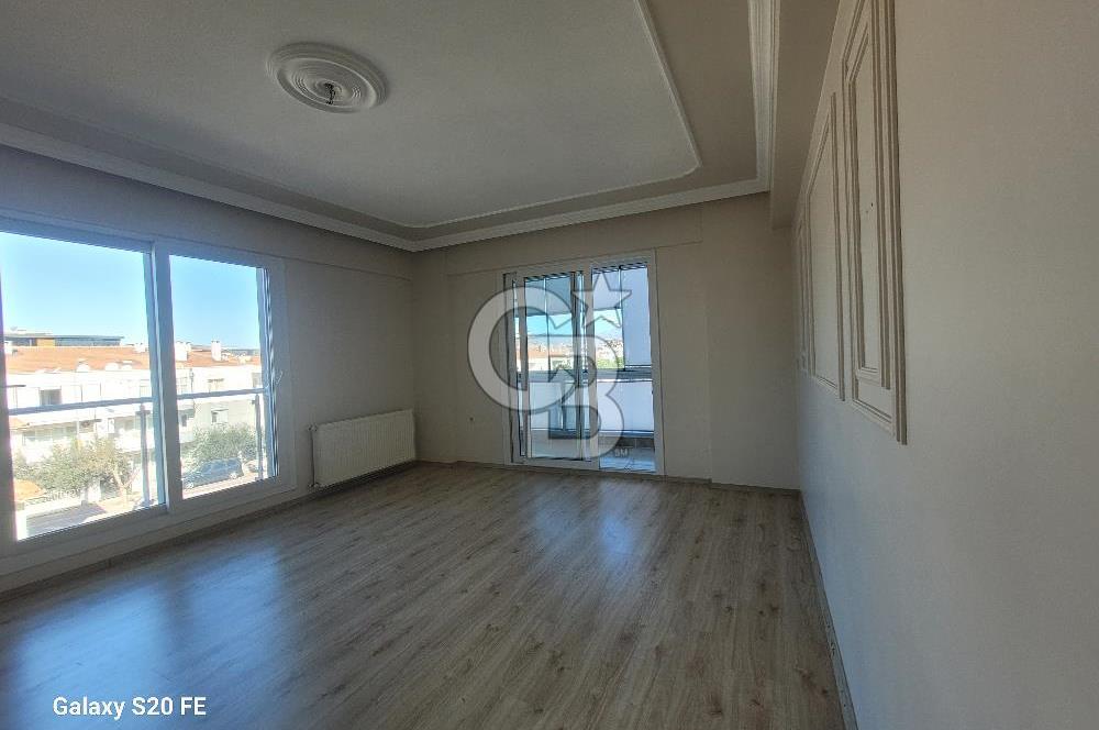 Menemen İsmet İnönü’de Park Karşısı | Çift Cepheli | Asansörlü | Kapalı Mutfaklı Ferah Daire