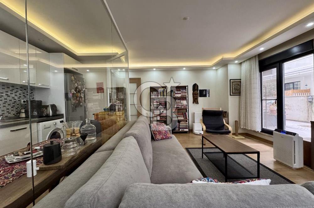 ALTINTEPE’DE GENÇ BİNADA ÖZEL TERASLI BAKIMLI 1+1 DAİRE