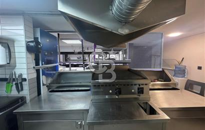 Buca Menderes Caddesi 270 m² 3 Katlı Devren Kiralık Restaurant