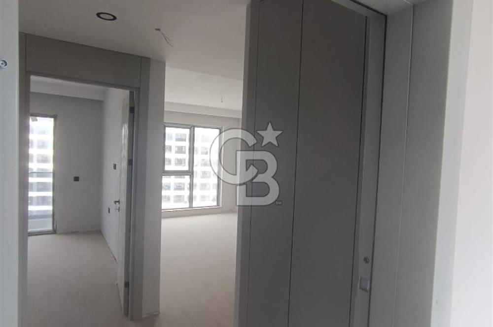 Havalimanına 2 Dakika Kiralık 2+1 Daire Açık Otopark