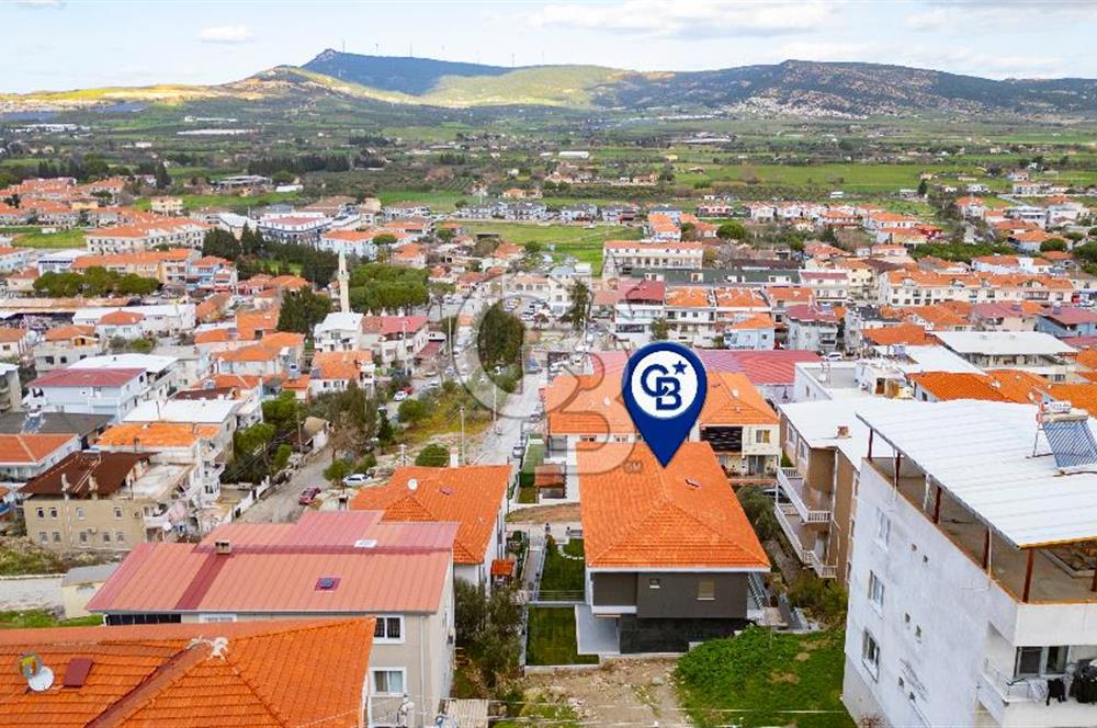 Foça Kazım Dirik Mah. 2+1 Kiralık Sıfır Açık Mutfak Daire